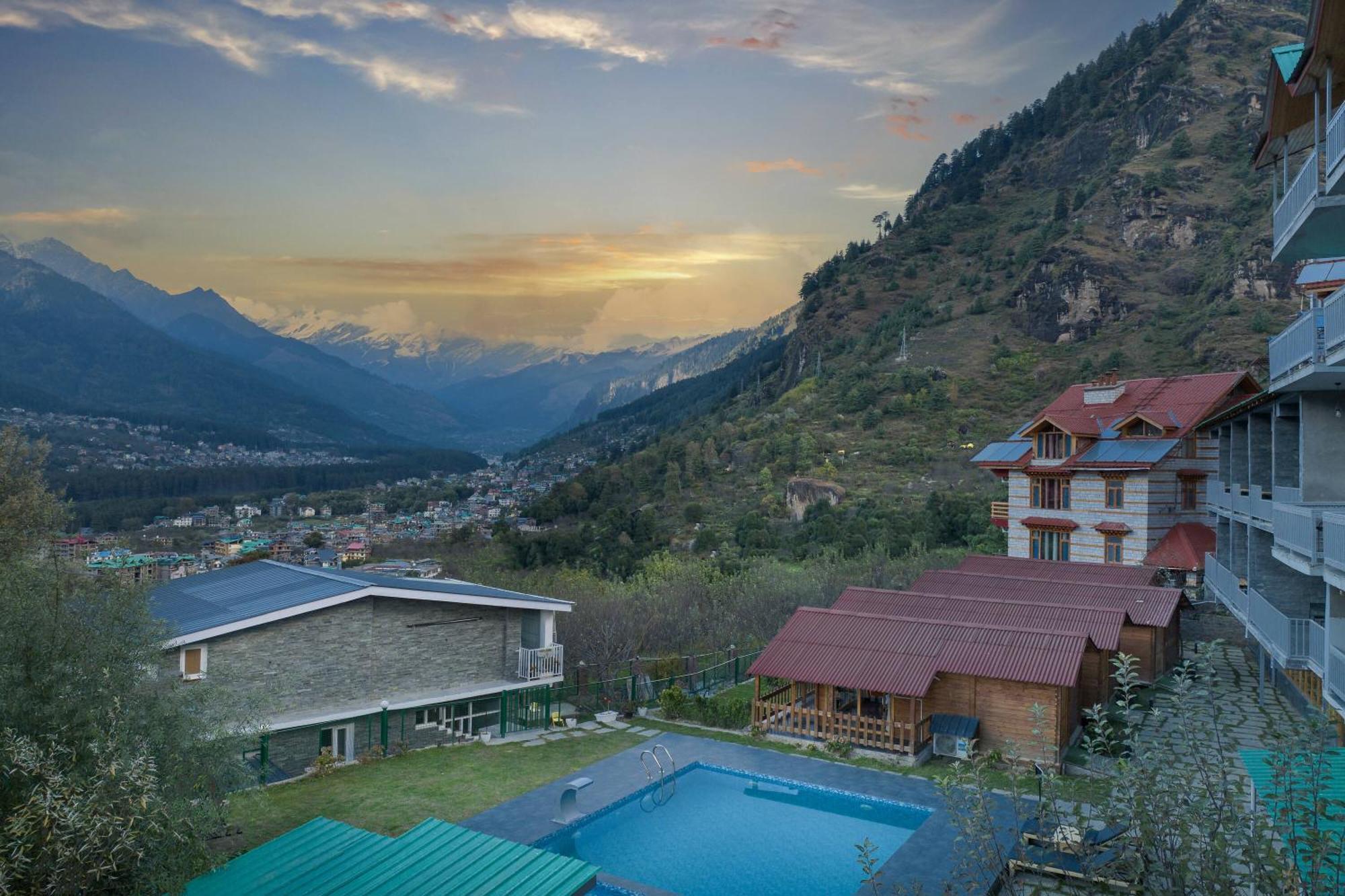 Hotel Echor Himalayan Heights Manali Exterior foto